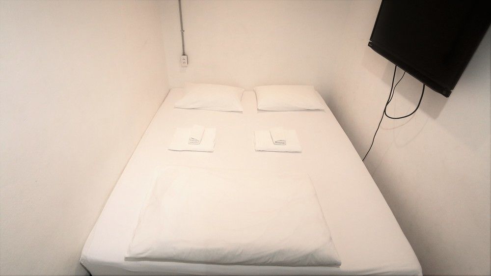 Holy Sheet Hostel Bangkok Esterno foto